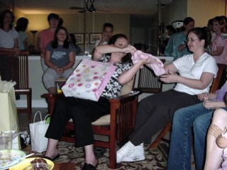 Displaying gifts