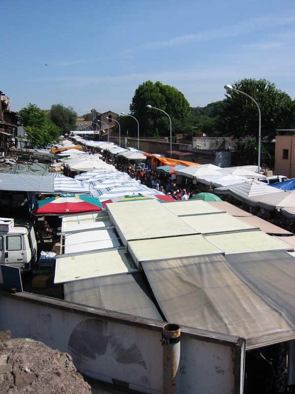 Porta Portese market